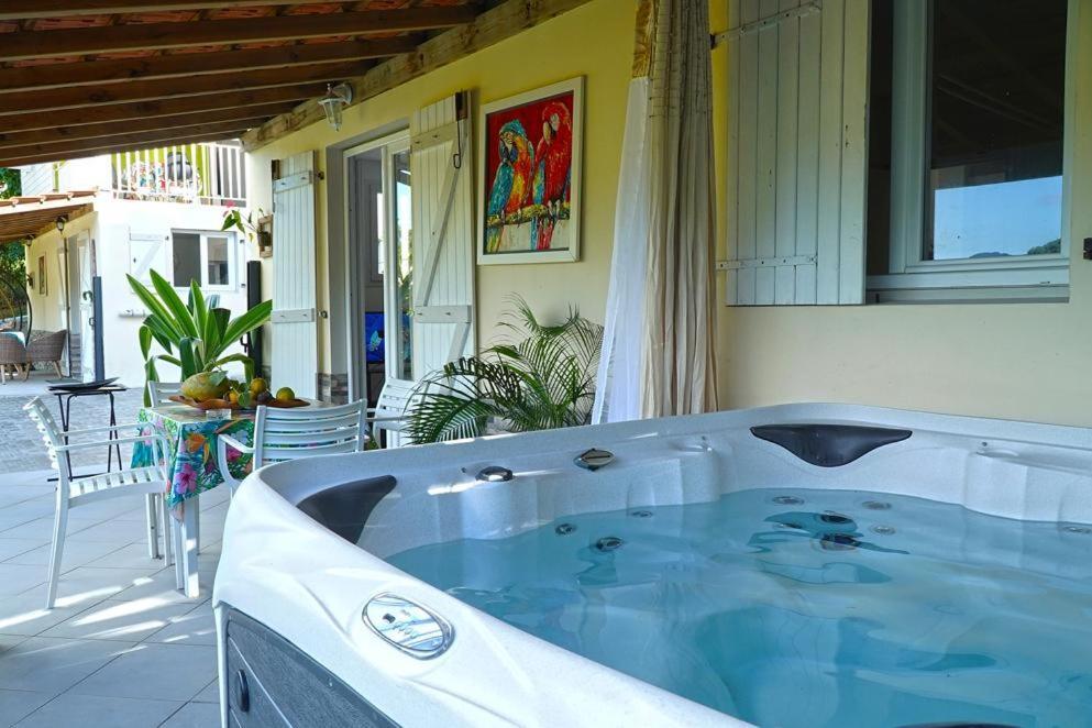 Residence Flores De Maria Le Marin Екстер'єр фото